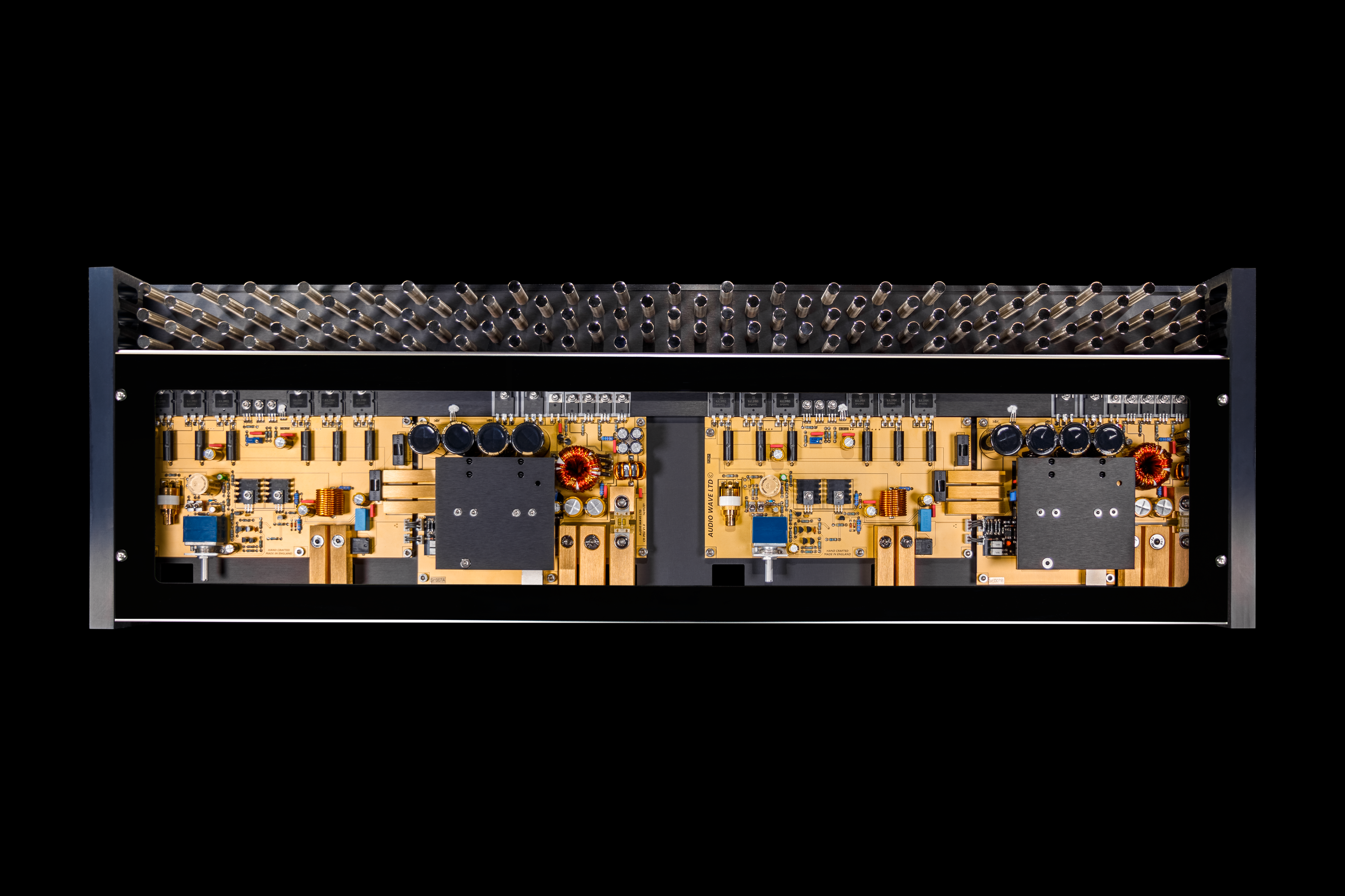 Audio Wave CR-401 旗艦擴大機
